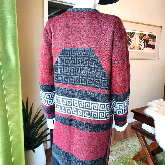 Grey & Burgundy Acrylic Cardigan with Greek Key Pattern Design. - Picture 7 of 12